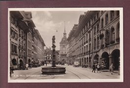 BERN - Spitalgasse - Dudelsackpfeifferbrunnen