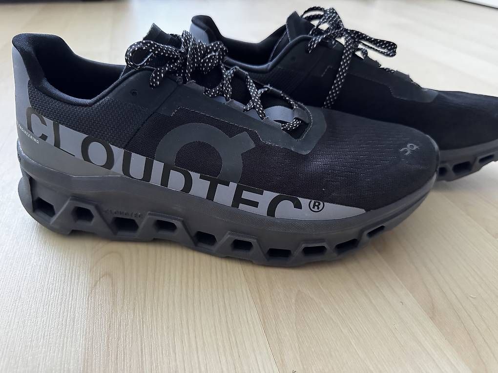Chaussures hommes: ON Schuhe Cloudmonster – D'occasion à Kaiseraugst par B.P.505 1
