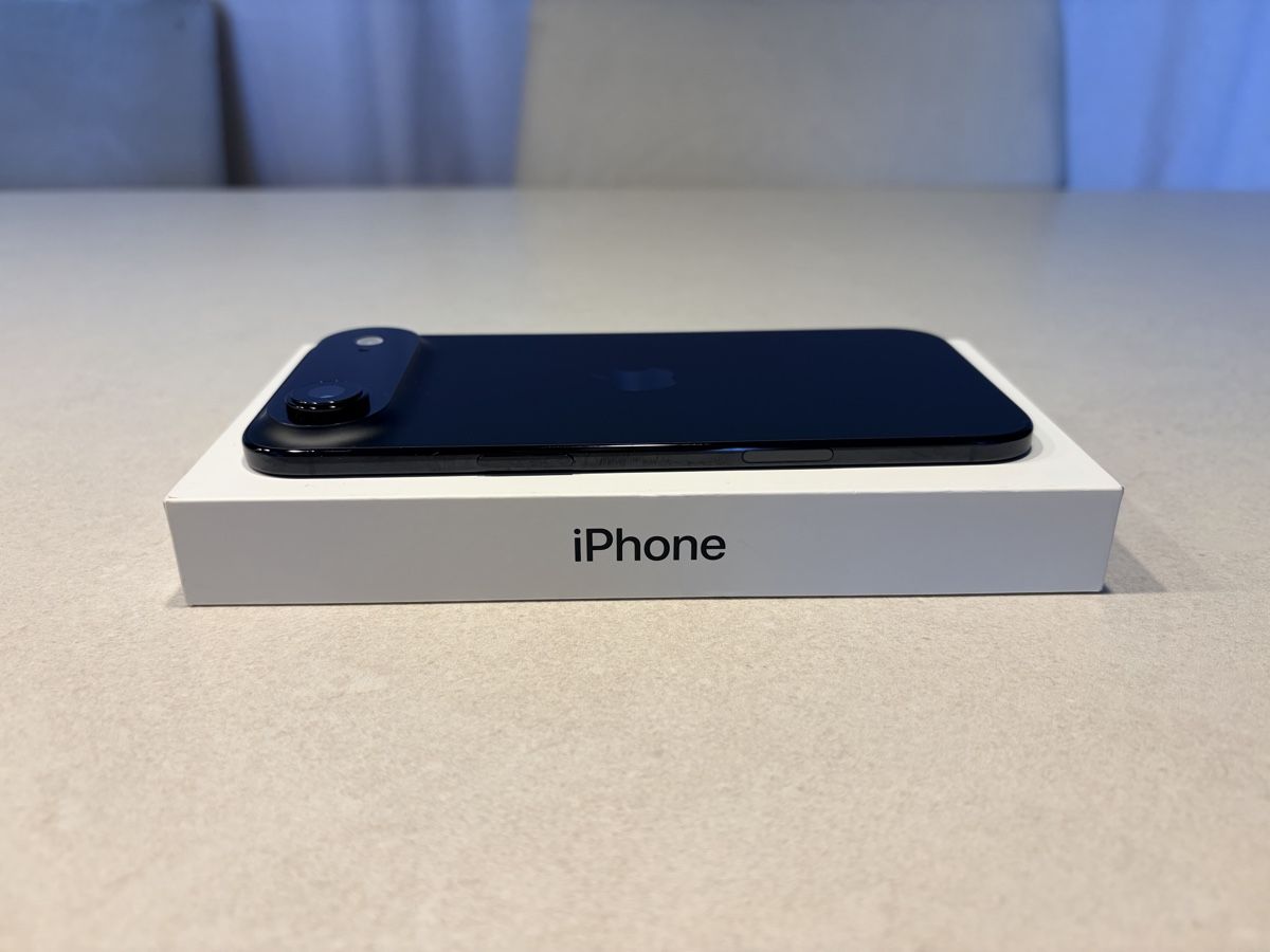 Apple Telefoni cellulari / Smartphones: Makelloses iPhone Air 256GB Space Black | 100% Batterie – Nuovo (secondo la descrizione) da Aesch BL venduto da Jilli.g 6