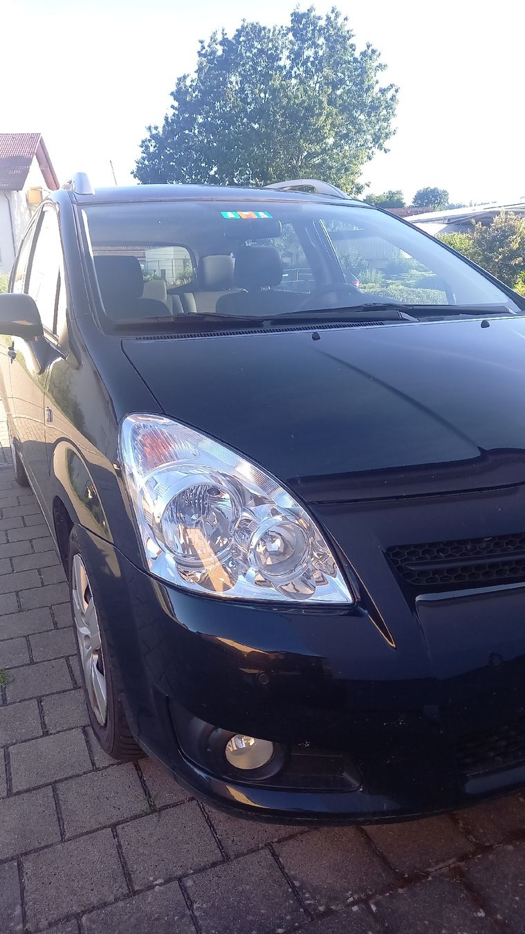 Automobili: toyota corolla verso – Usato da Laufenburg venduto da fan_mn6y 4
