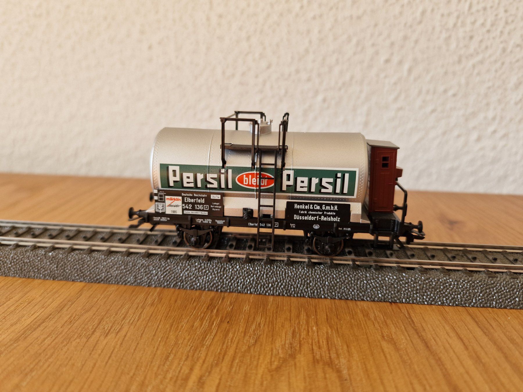 Märklin Modelleisenbahnen: Märklin Tankwagen Persil H0 – Gebraucht aus Matten b. Interlaken von lor_hr9w 1