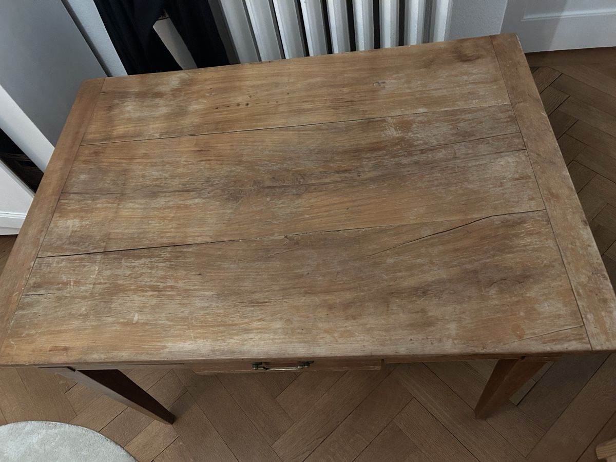 Schreibtische: Antikes Pult – Gebraucht aus Bern von L.s.s. 2