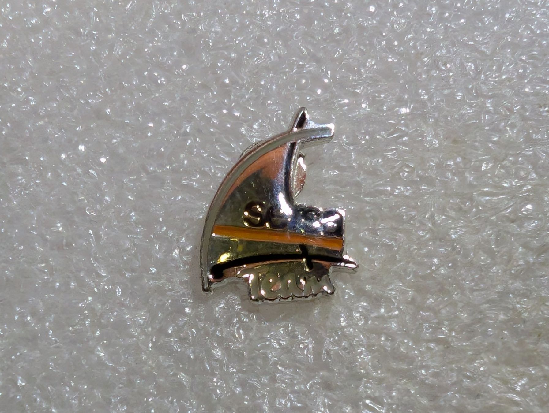 Placchette & Badge: Ansteckpin 193: Sersa – Usato da Oppligen venduto da Pin-Fall-Shop