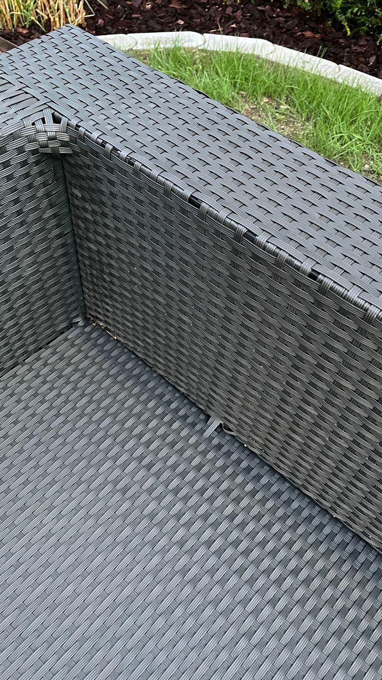 Divani: Rattanlounge grau mit Kissen – Usato da Sulz AG venduto da Zissi31324 1