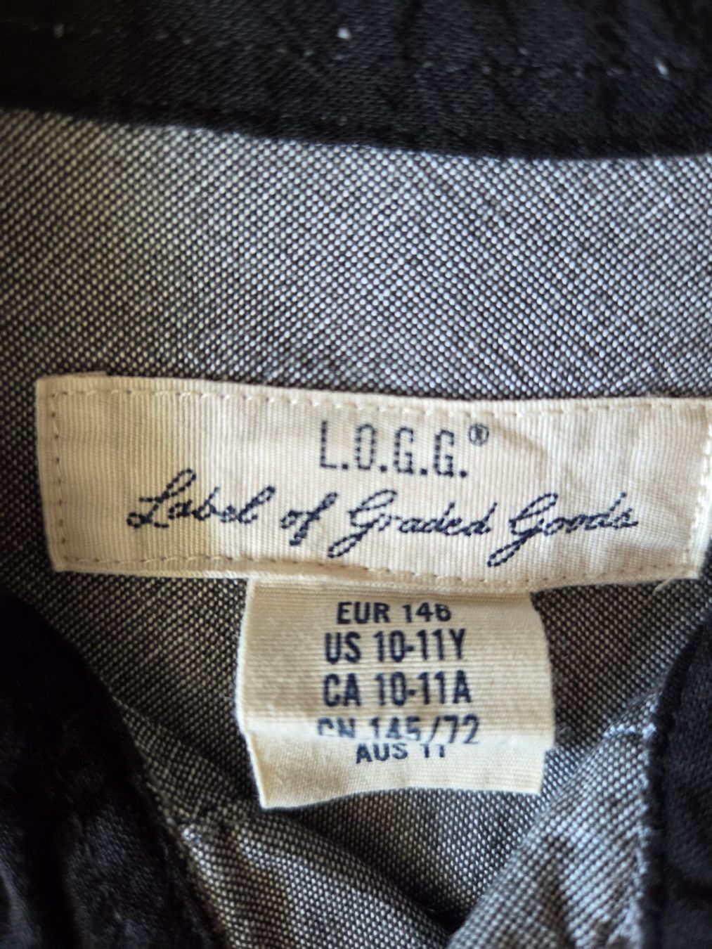 H&M Chemises, T-shirts & Polos: Hemd Gr 146 H&M – D'occasion à Port par Darialina 1