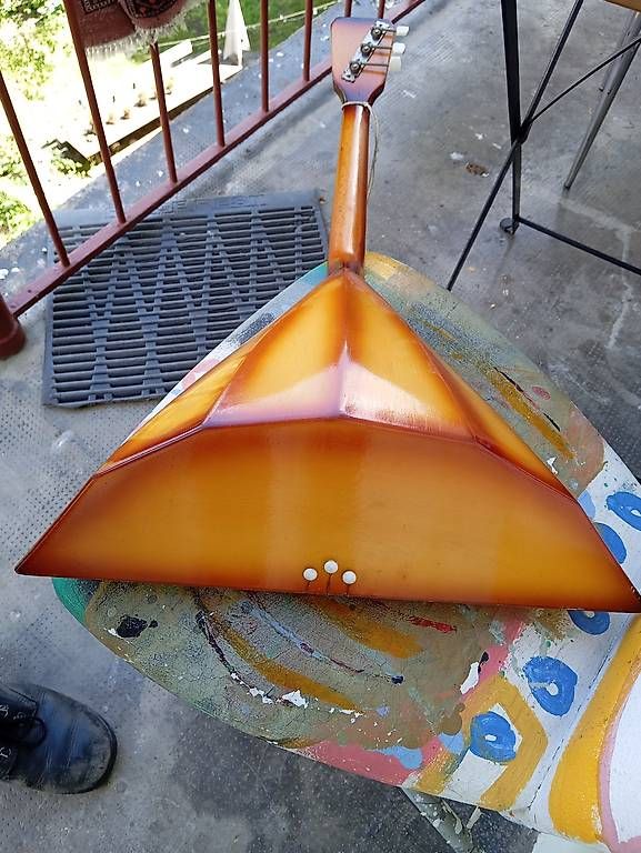 Vintage Strumenti musicali: Balalaika – Usato da Basel venduto da Petergunn 2