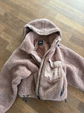 Zara Teddyjacke mit Kapuze beige Grösse S gebraucht