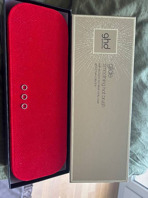 Altro per la cura dei capelli: ghd glide smoothing hot brush – Usato da Jona venduto da Sunshine0137 2