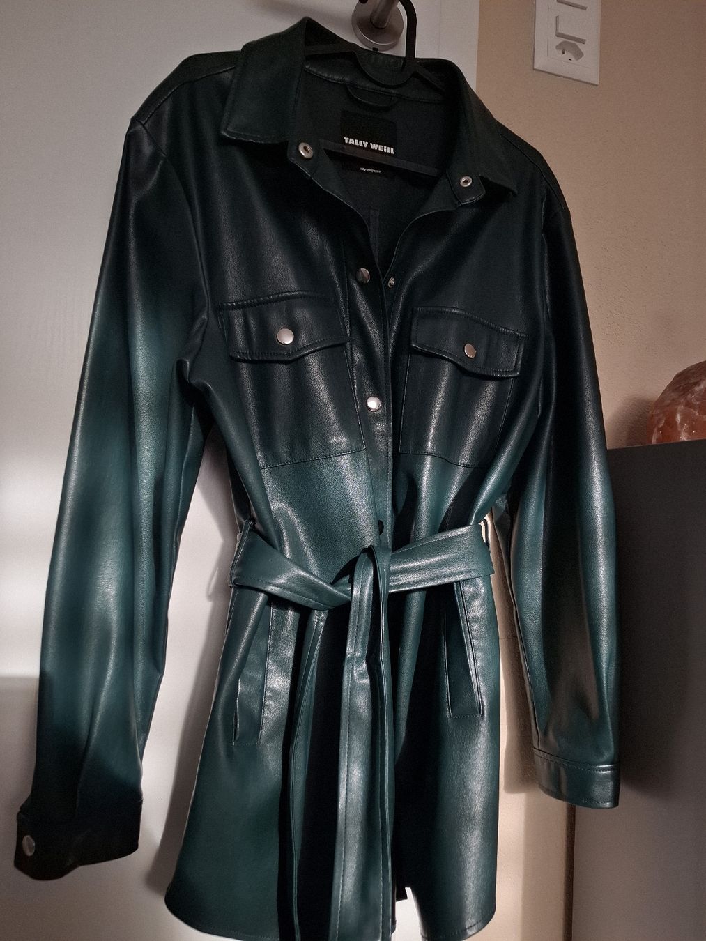 Tally Weijl Jacken: veste verte taille M – Gebraucht aus Ecublens FR von ame_y8tq 1