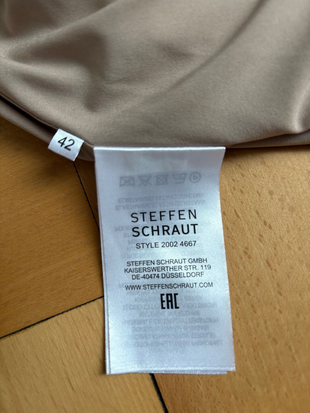 Steffen Schraut Vestiti: Steffen Schraut Kleid, Herbstlook mit Blumenmuster – Usato da Winterthur venduto da Lepetitprince18 3