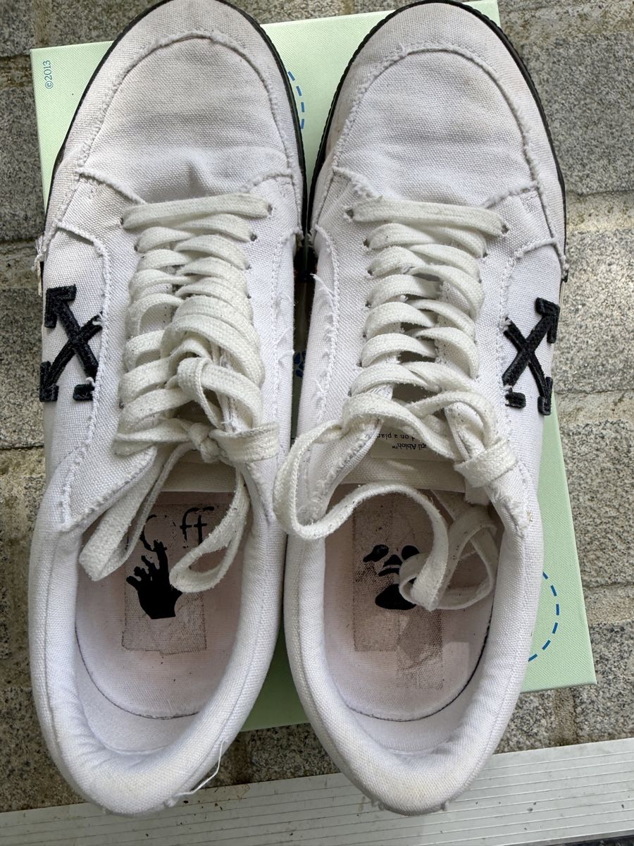 Off-White Scarpe da uomo: Off-White Vulcanized Low, Grösse 45  – Usato da Herrliberg venduto da jan_lp69 2