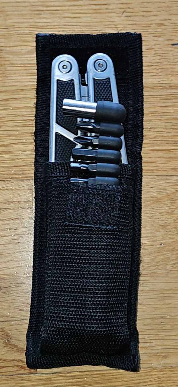 Tutti gli attrezzi: ✅Multifunktionswerkzeug Multitool inkl. Adapter-9 Bits📌 – Usato da Kreuzlingen venduto da UAE 1