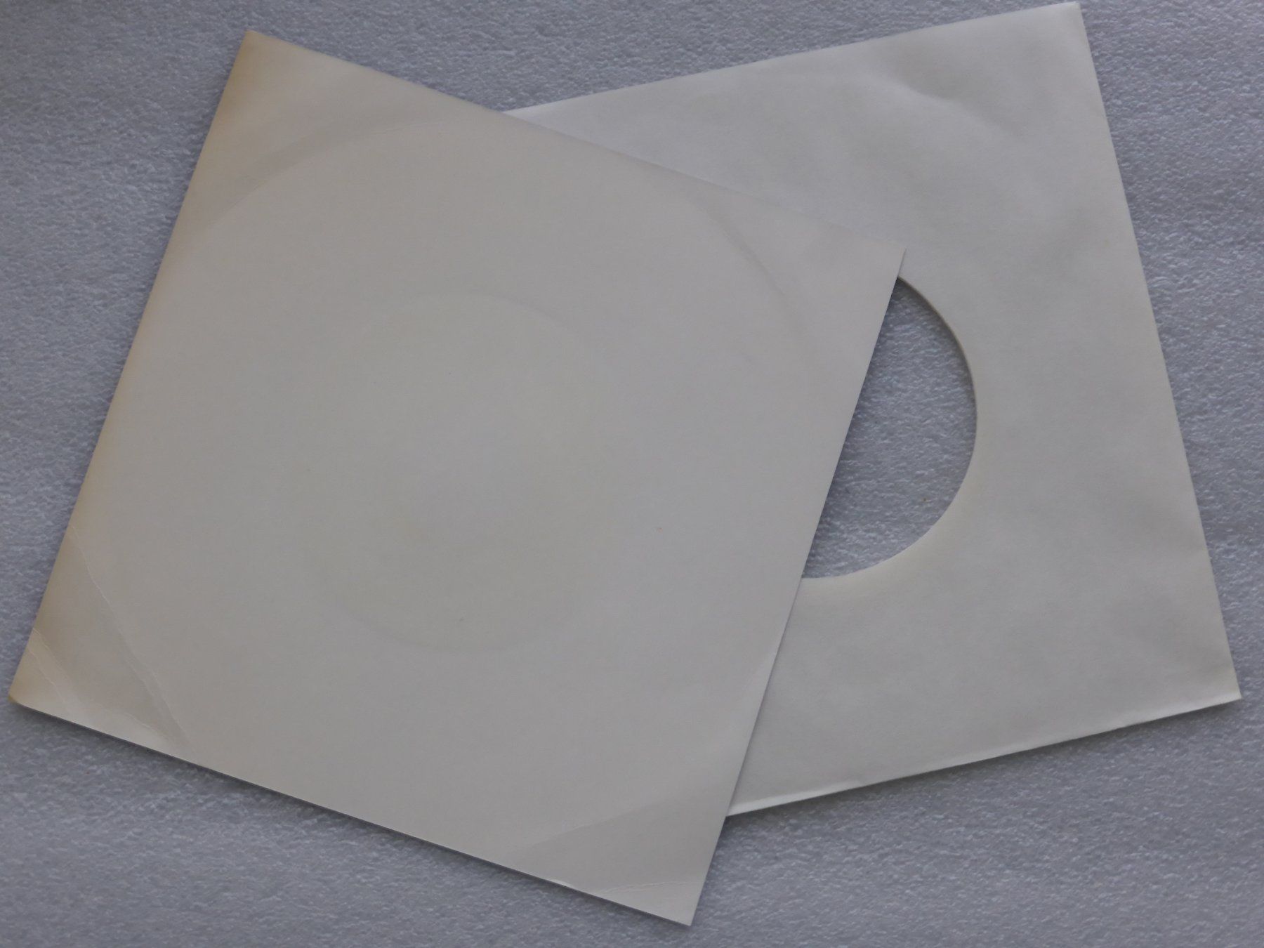 Dischi in vinile: Vinyl Single   THE DOWNBEATS – Usato da Küssnacht am Rigi venduto da Mondkinder 3