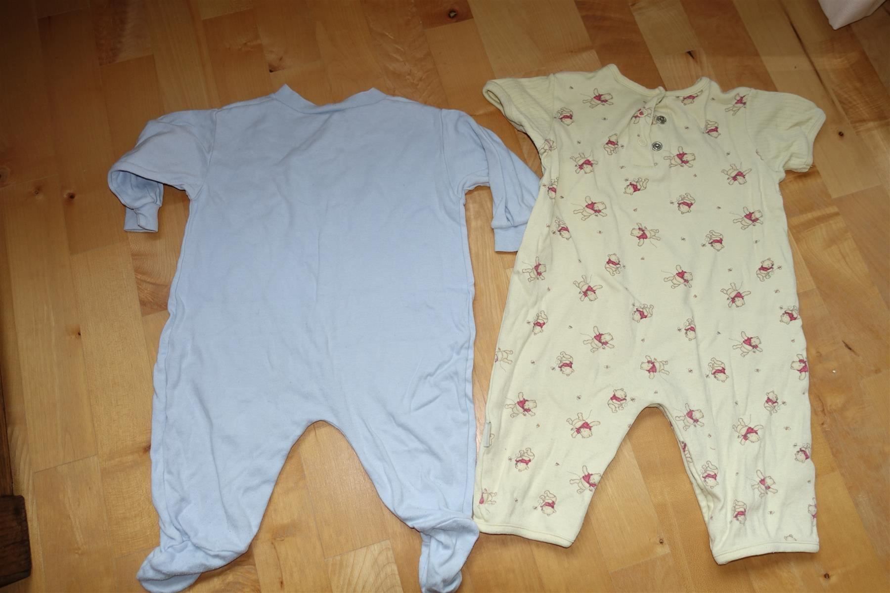 Pigiama & Simili: 2 Baby Pyjamas Grösse 56 – Usato da Aesch ZH venduto da Goonies_1 1