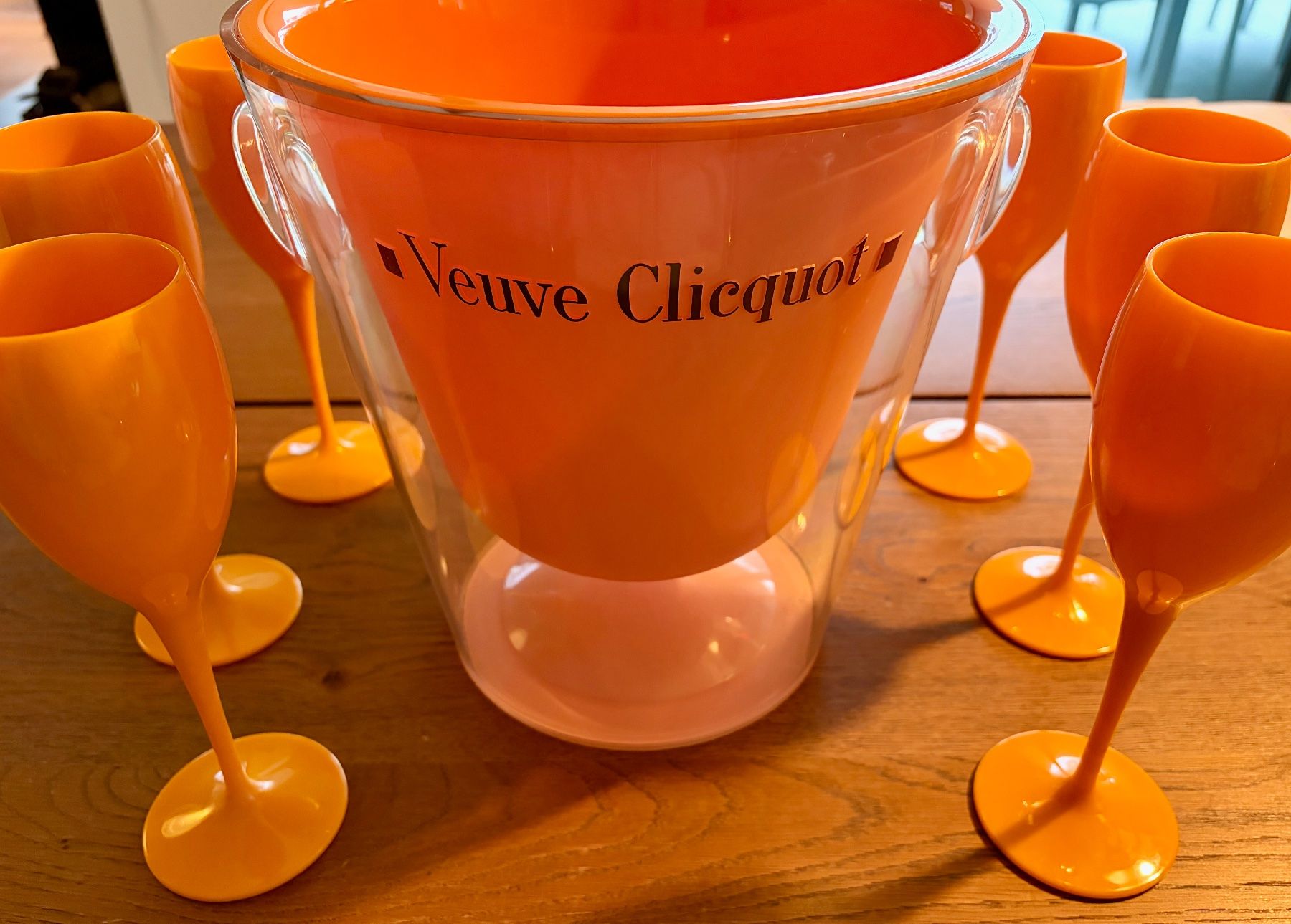 Bicchieri: Veuve Clicquot glacette + 6 flute – Usato da Cham venduto da all_rd7b 1