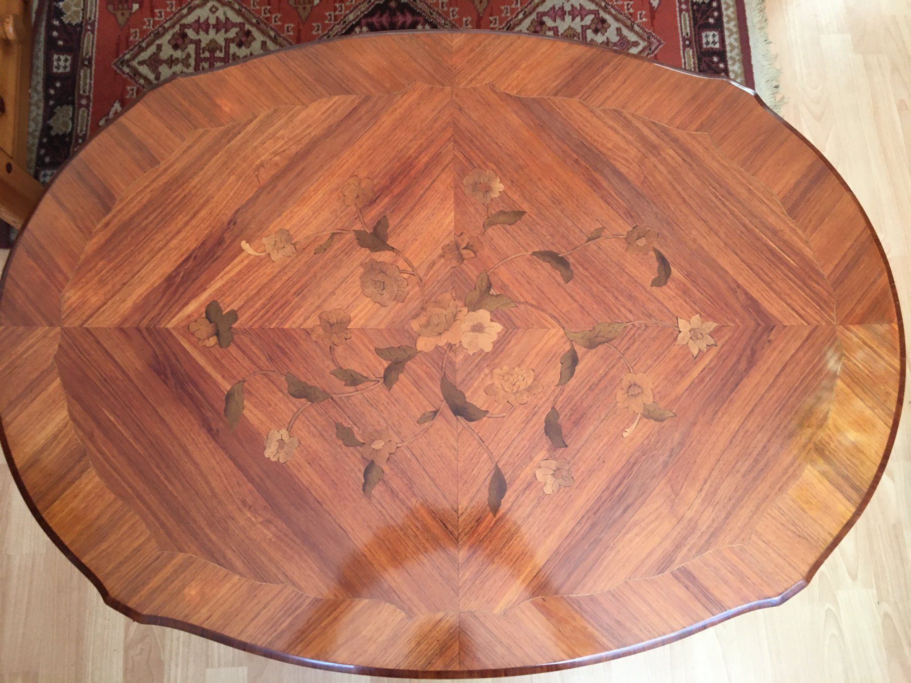 Tavoli: Oval Tisch Rosenholz – Usato da langenthal venduto da Bazlago 2