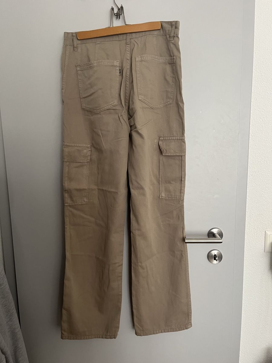 Stradivarius Pantalons: Cargohose – D'occasion à Bellikon par Ruth_62 1