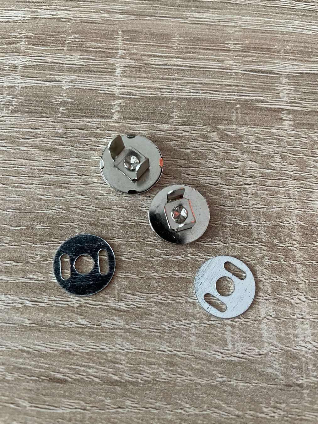 Modellismo RC: Kabinenhaubenverschluss Magnetisch – Nuovo (secondo la descrizione) da Brunegg venduto da dav_vhz9 1