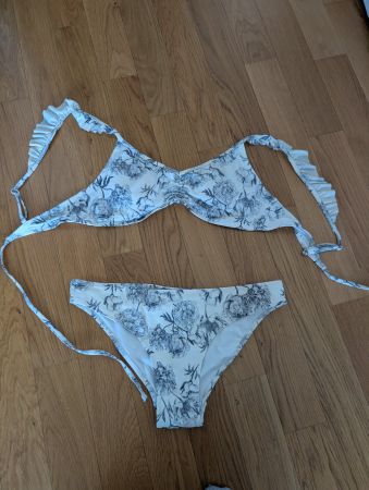 Bikini Set, Blumenmuster, Oberteil 36,/Unterteil 34