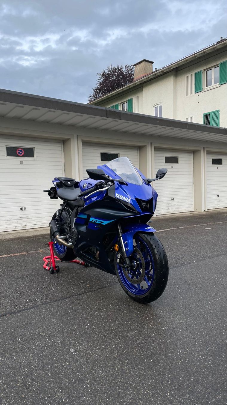 Yamaha Strada: Yamaha YZF-R7 - 2025 - 35kw – Usato da Zürich venduto da jam_2lrx 1