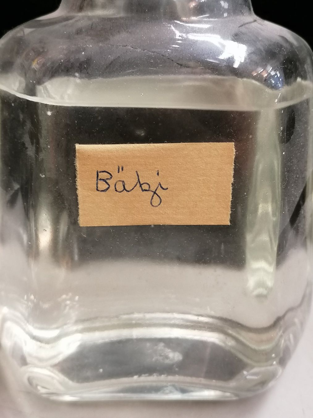 Bevande alcoliche: BÄZI – Usato da Genève venduto da Leboucheoreilles 1