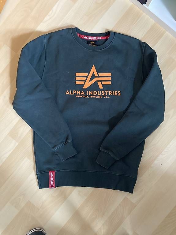 Pullover & Sweatshirts: Alpha Industrie Pullover – Gebraucht aus Villigen von Manometer