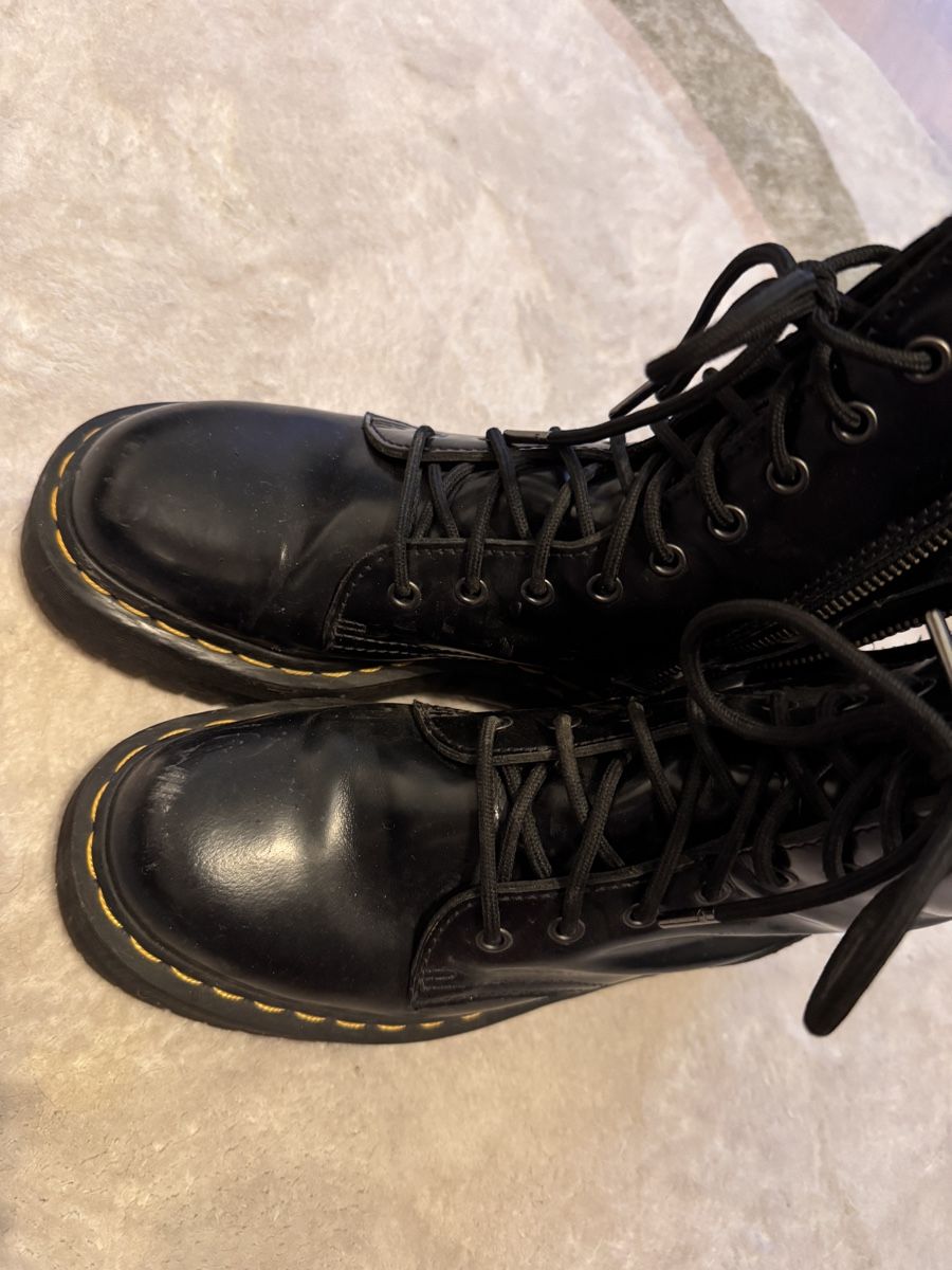Dr. Martens Chaussures hommes: Doc Martens mit Plateau – D'occasion à Spreitenbach par sve_lj5r 1