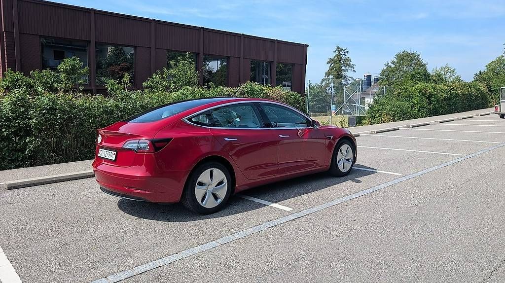 Autos: Tesla Model 3 Long Range D – Gebraucht aus Langenthal von Goergens10 3
