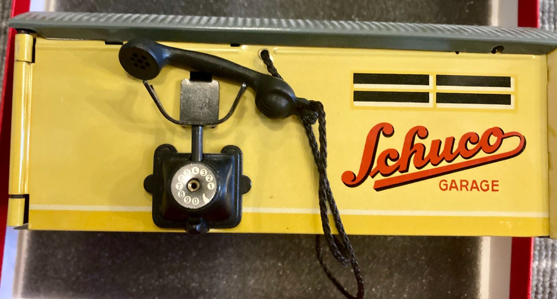 Schuco Giocattoli: Schuco Autos mit Garage – Nuovo e nell'imballaggio originale da Hauptwil venduto da Schmoisi 3