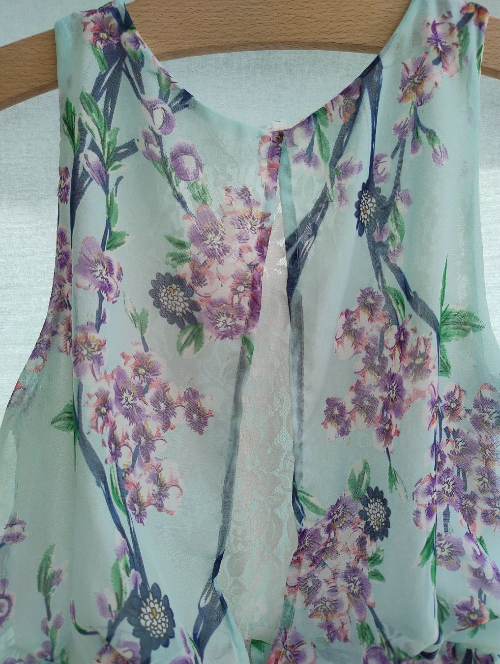 Kleider: Süsses Sommer-Kleid geblümt Grösse M – Gebraucht aus Kirchberg BE von lauraflu 4