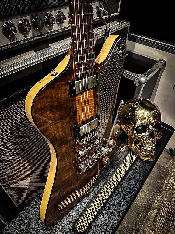 Strumenti musicali: John Ambler Icarus firebird – Usato da Montreux venduto da Alligator-AMPS 6