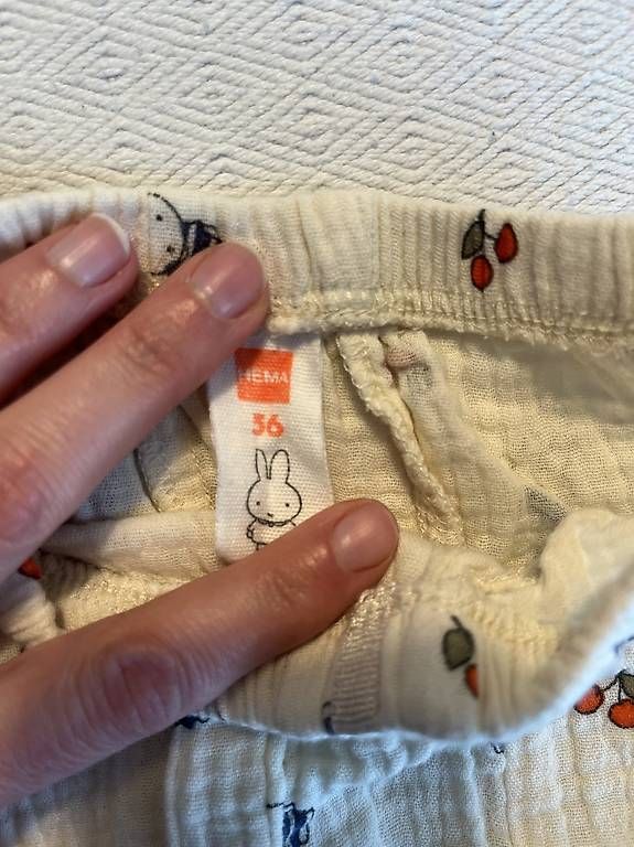 Pantaloni: 2 Baby Hosen – Usato da Zürich venduto da XB86 1