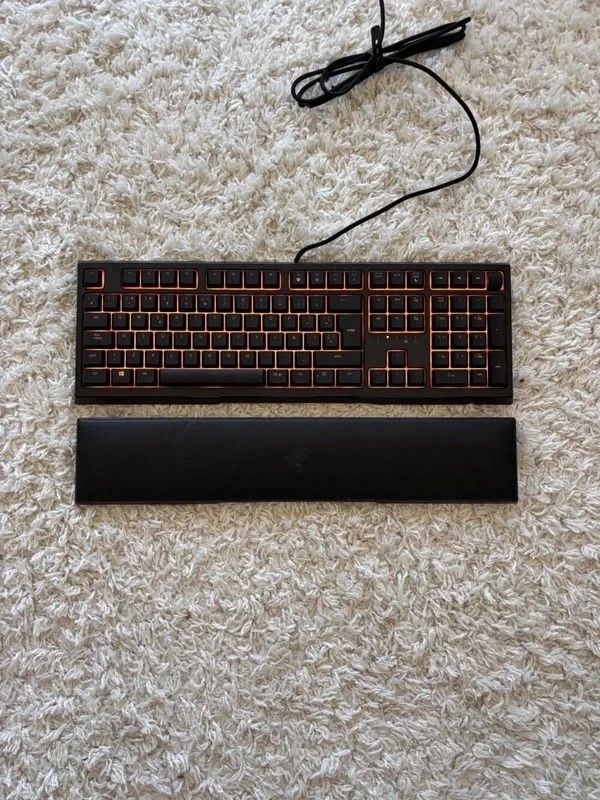 Tastiere: Clavier gaming RAZER Ornata V2 – Nuovo (secondo la descrizione) da Genève venduto da por_t6qv 5