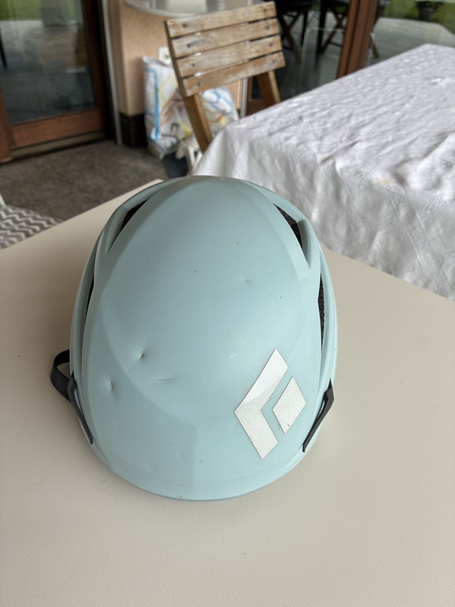 Black Diamond Helme: Black Diamond Kletterhelm – Gebraucht aus Kastanienbaum von Hannibal123 1