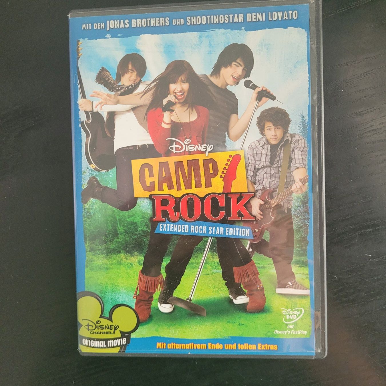 Tous les DVDs: Camp Rock- Jonas Brothers / DVD – D'occasion à SCHÜBELBACH par CoKaHa