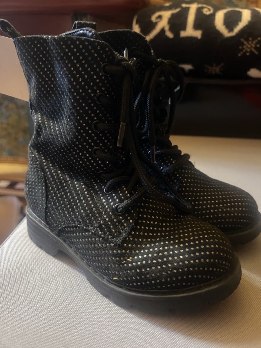 Graceland Scarpe per ragazze: Kinderstiefel schwarz mit Glitzer – Usato da Hilterfingen venduto da Kulturfluechter