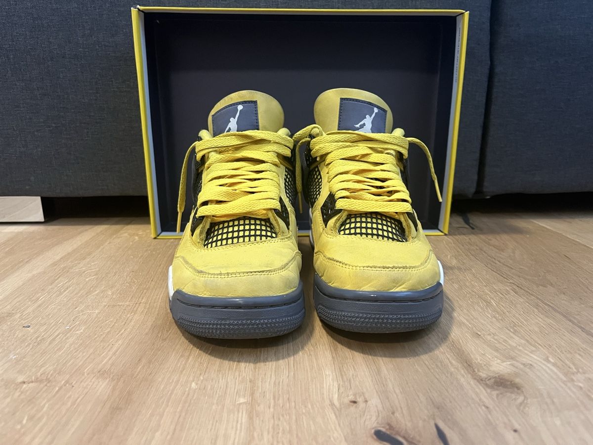 Jordan Scarpe da uomo: Jordan 4 Retro Lightning (2021) – Usato da La Chaux-de-Fonds venduto da 4MG33 3