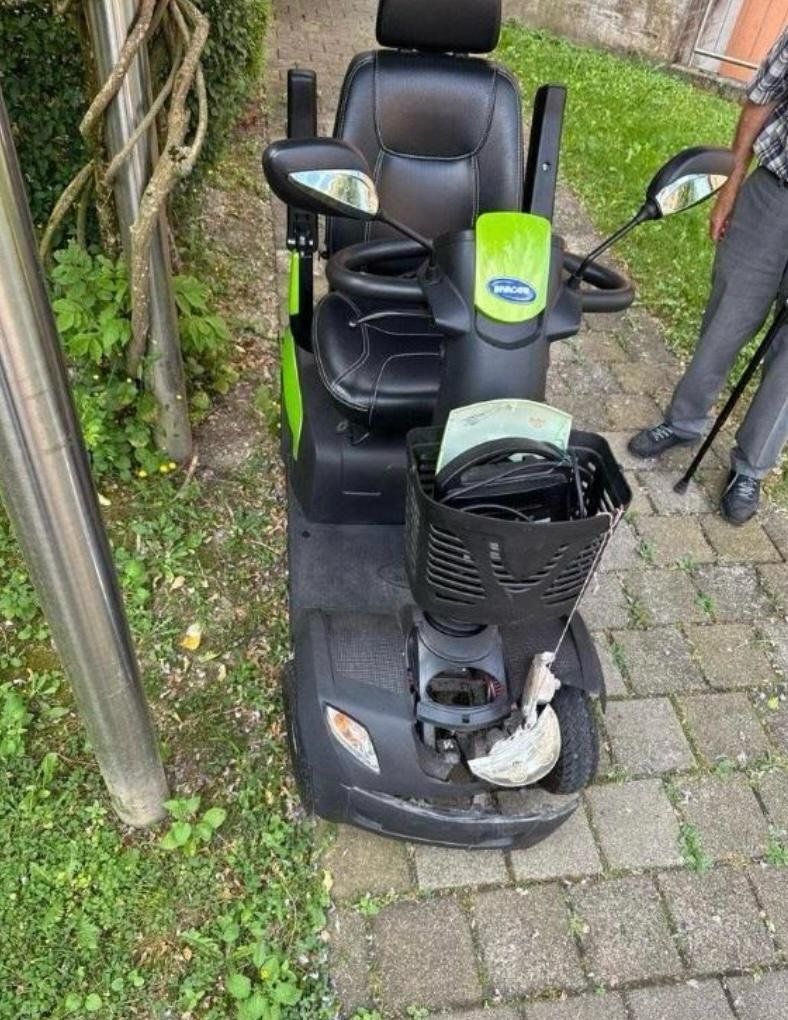 Veicoli elettrici: Scooter Invacare Pro – Difettoso da Martigny venduto da Szymon2