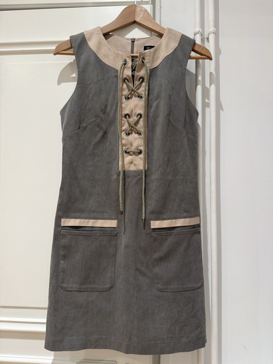 Kleider: BUI dress  – Gebraucht aus Genève von din_8xv2