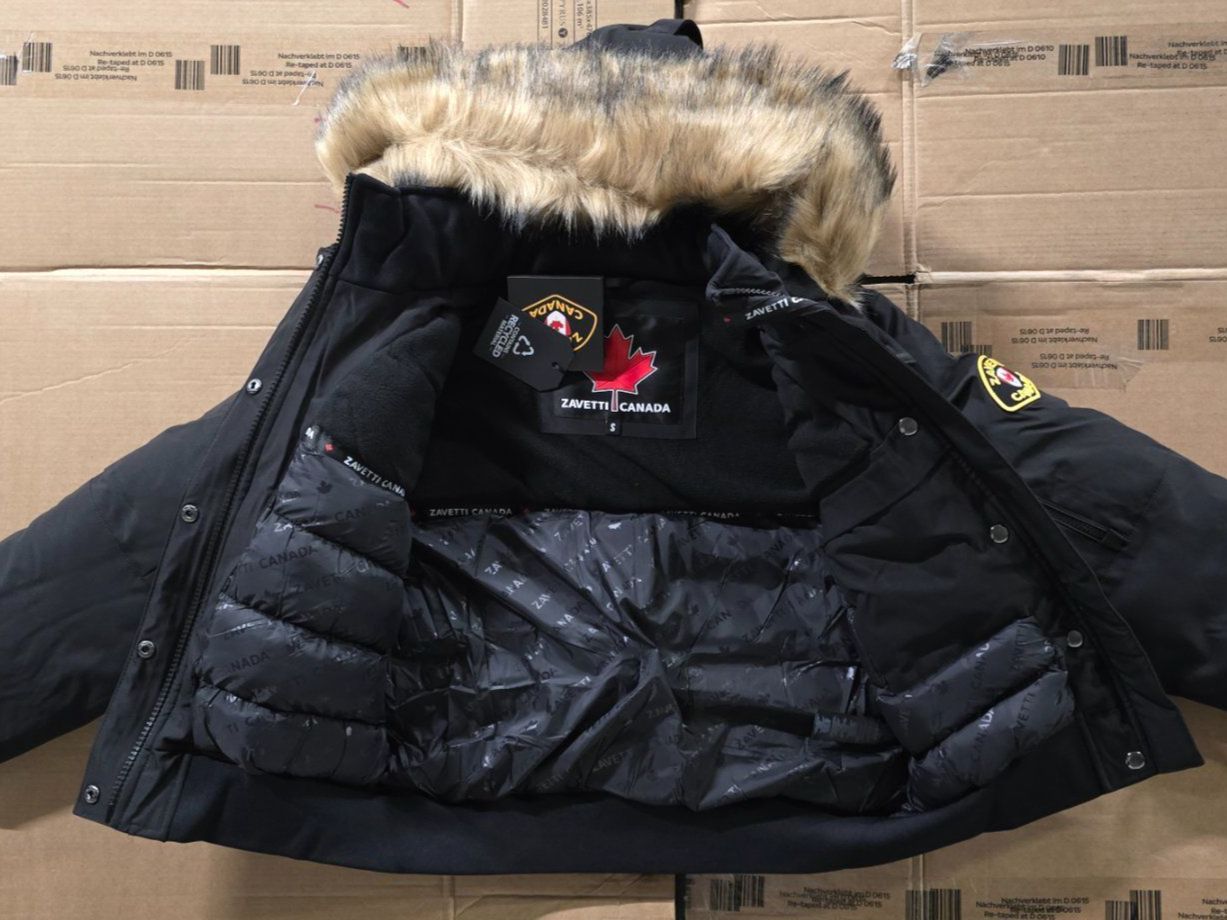 Giacche: ✨ Zavetti Canada OLIVIA Winterjacke - S - Hooded Bomber – Nuovo e nell'imballaggio originale da Thalwil venduto da VitaMini 3