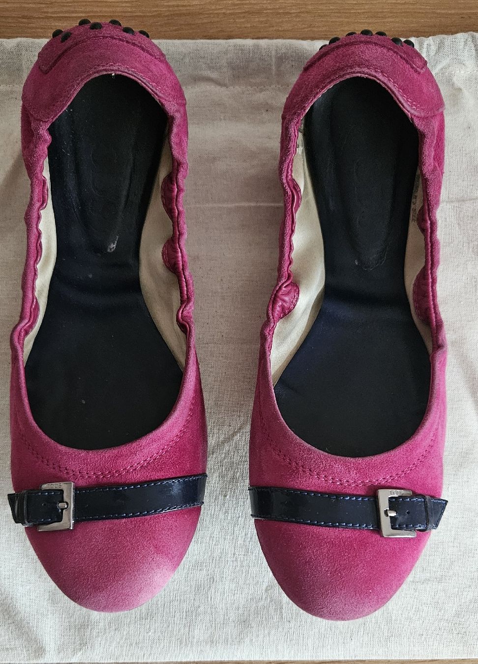 Tod'S Scarpe da donna: Ballerines TOD'S en daim rose, taille 37.5 – Usato da St-Légier-Chiésaz venduto da myrtille74