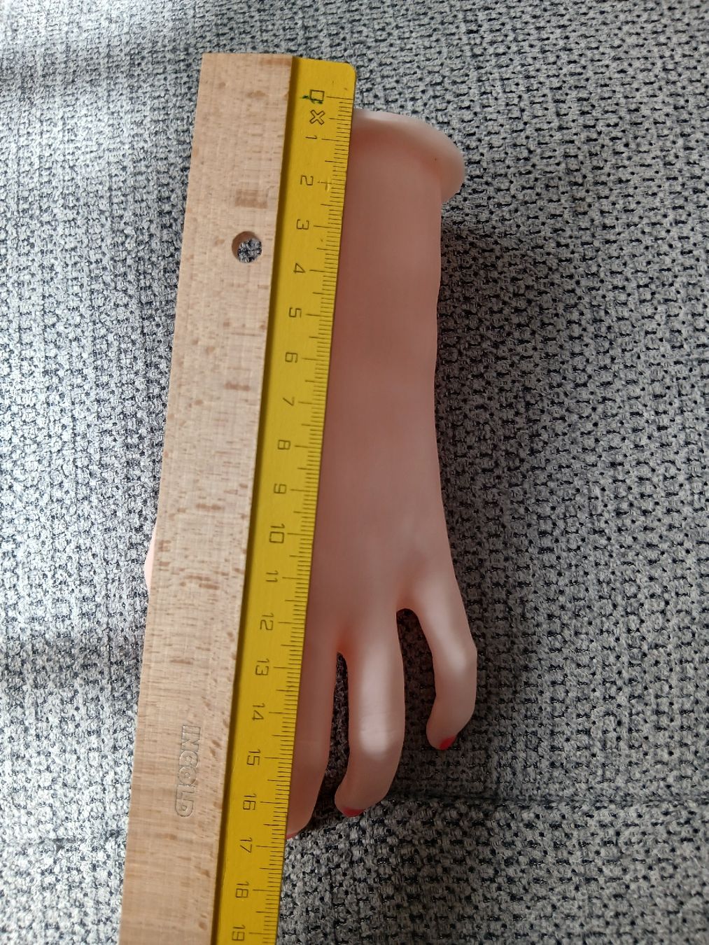 Alle Dekorationen: Plastik hand – Neu (gemäss Beschreibung) aus Niederönz von jes_9vs5 6