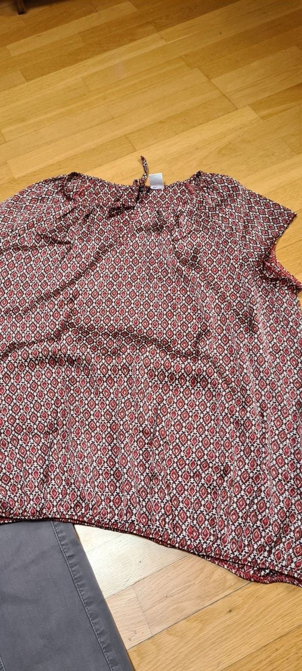 Lotti di vestiti: Super coole Hose und Blüsli gr.42 – Usato da Ferden venduto da jemyce 2