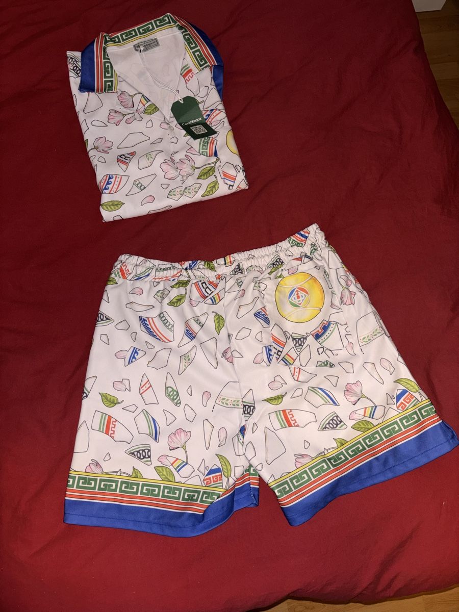 Lots de vêtements: Completo Casablanca camicia e pantaloncini – D'occasion à Derendingen par bra_9jqb 8