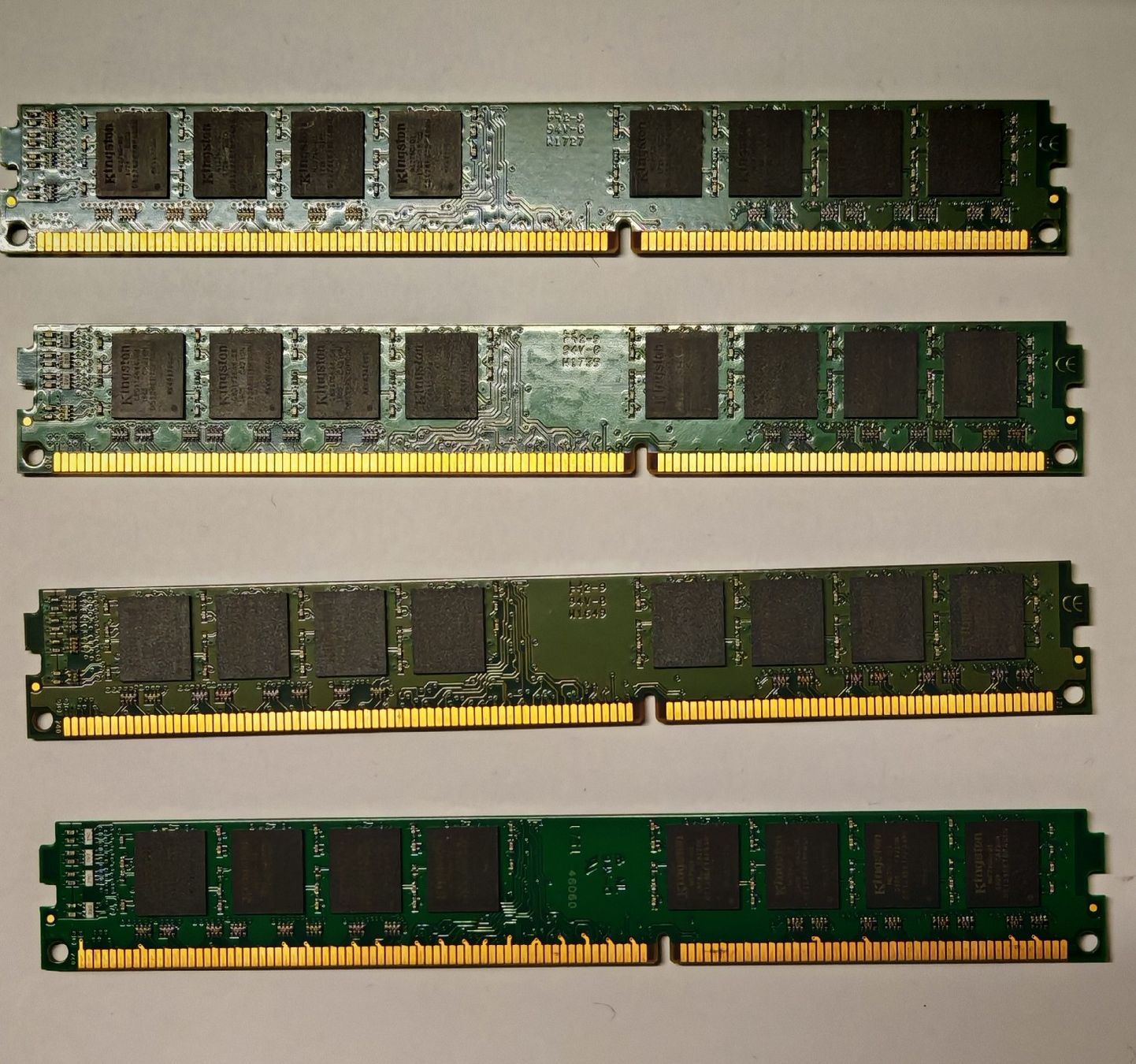Kingston Memoria / RAM: Kingston Ram pc3 4x8 GB – Usato da Herisau venduto da kn_ir 1