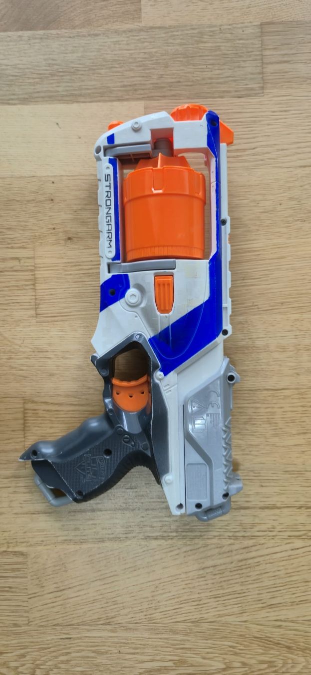 Nerf Giocattoli: Nerf im Packet – Usato da St. Gallen venduto da mah_c2qp 4