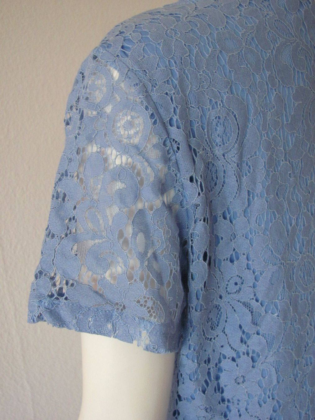 Camicette: Helles Sommer-Spitzentop, Himmelblau, Grösse 40 – Nuovo (secondo la descrizione) da Gümligen venduto da Fantapanda 2