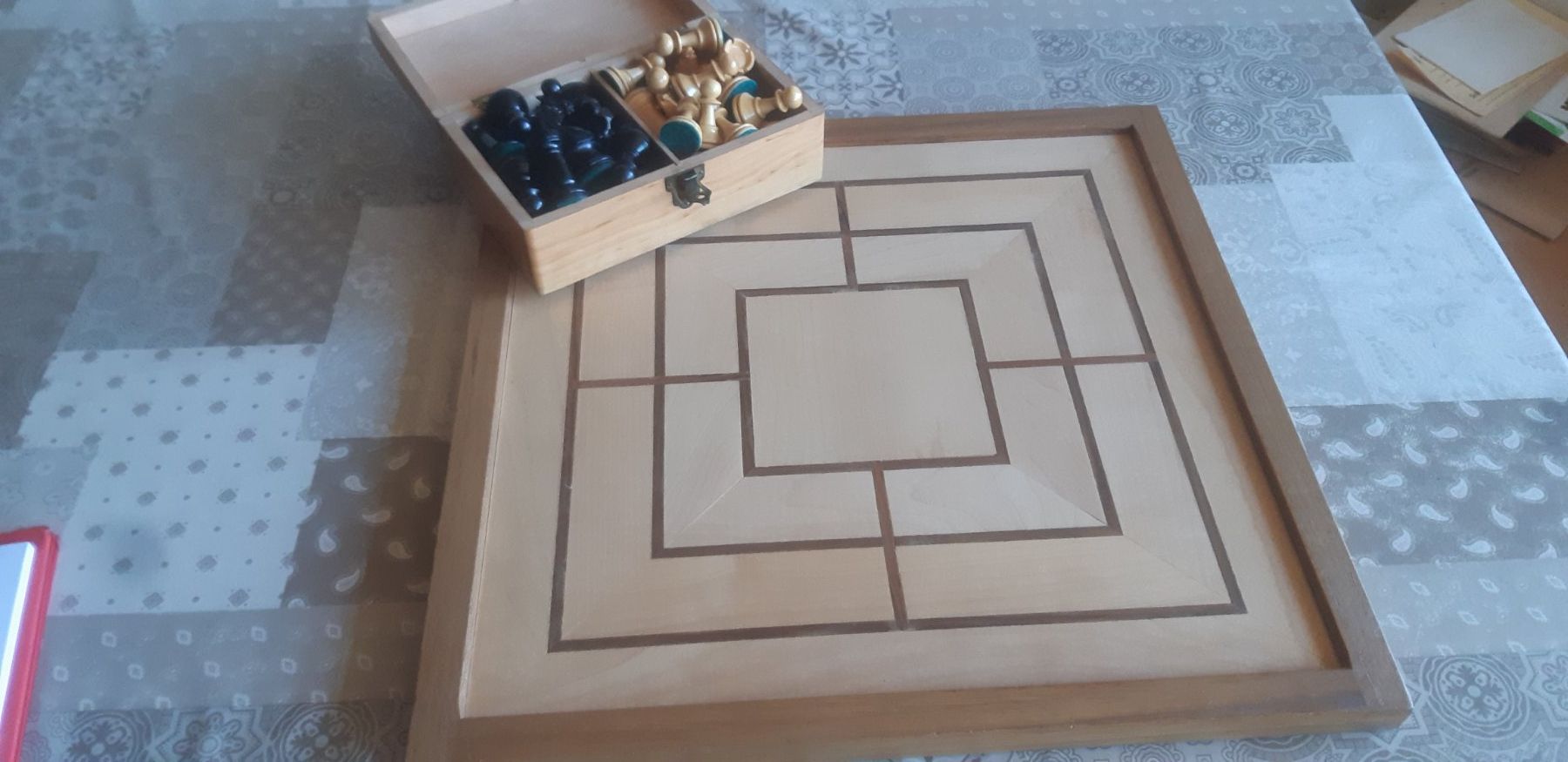 Spiele: Schachbrett mit Figuren – Gebraucht aus Wolfhalden von Quiria68 2