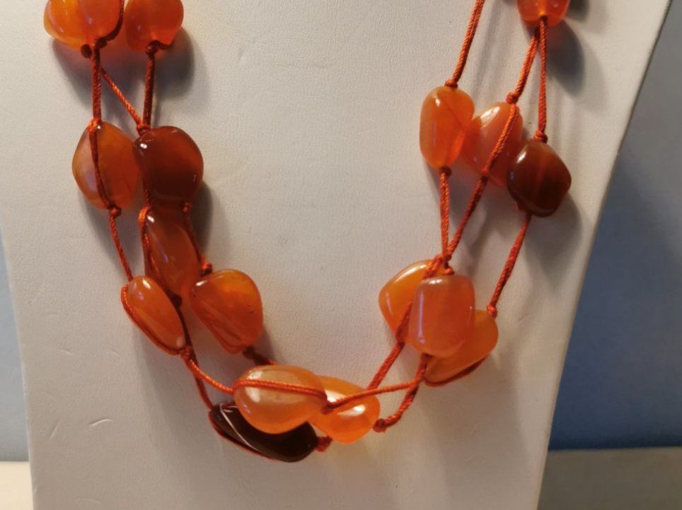 Catenine: NEU - handgefertigte 3-rang Karneol Kette, 50cm – Nuovo e nell'imballaggio originale da Dierikon venduto da Buntspecht-10