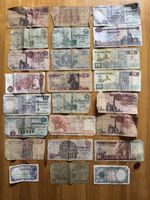 Collezione di banconote straniere prevalentemente egiziane